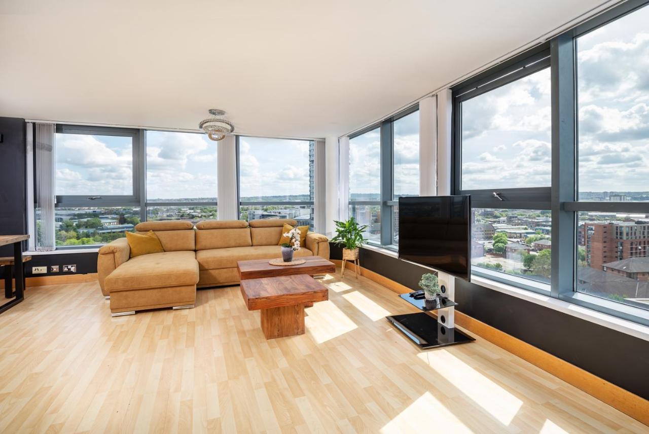 Leeds Most Stunning Penthouse! - Sleeps 8アパートメント エクステリア 写真